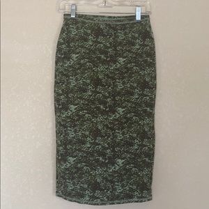 ✨RVCA✨ Green Midi Skirt Sz Small